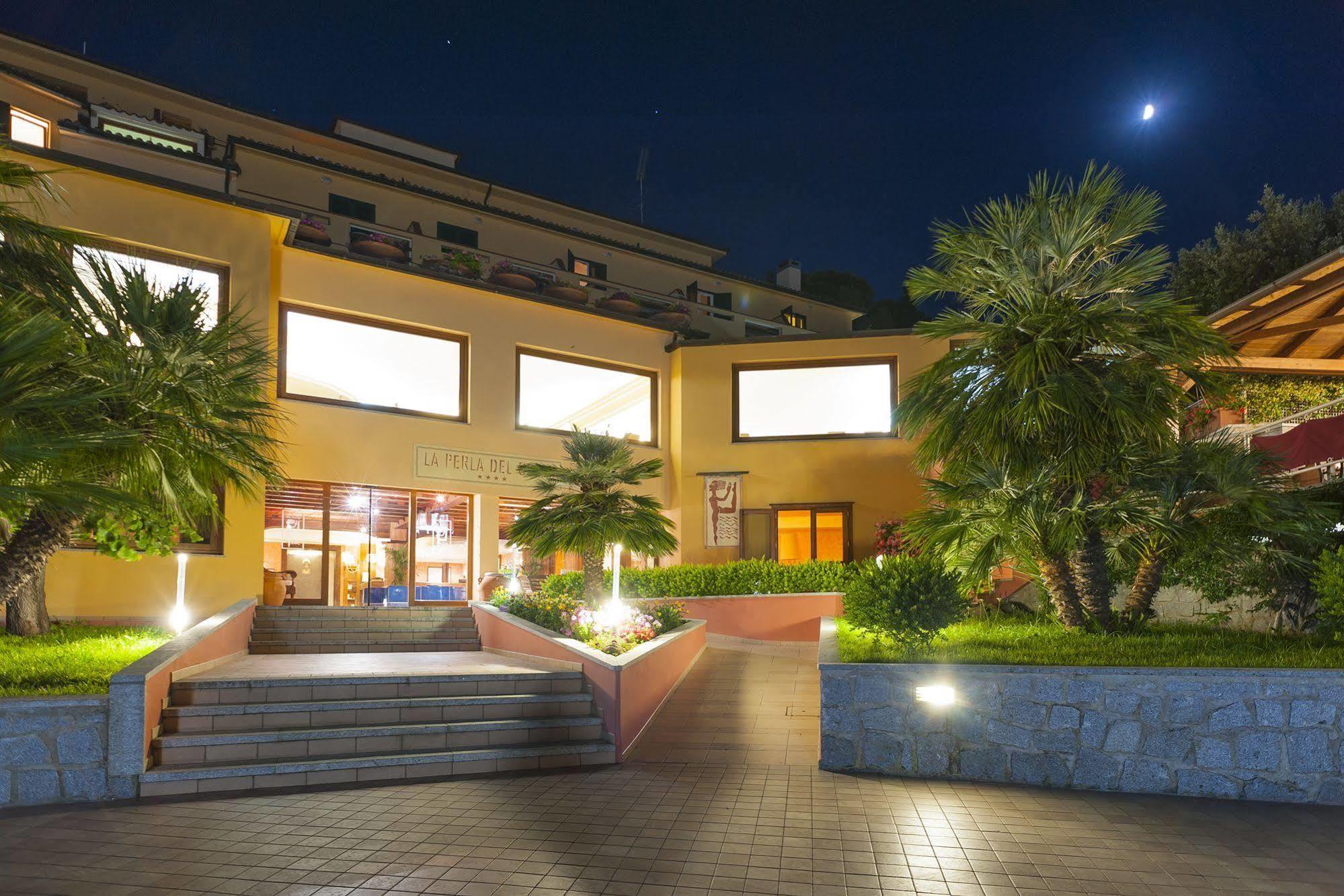 Hotel La Perla Del Golfo Procchio  Eksteriør bilde